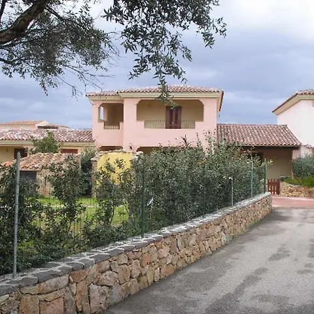 Casa Lea - Al Canneto San Teodoro  Exterior photo