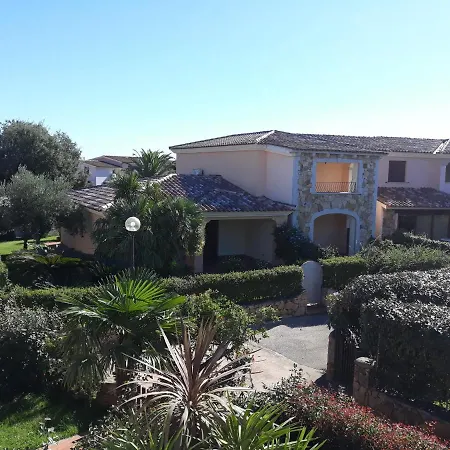 Casa Lea - Al Canneto San Teodoro  Exterior photo